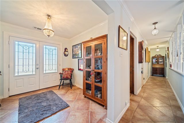 1211 Cypher St, Kingsville, TX 78363