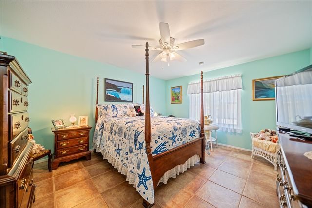 1211 Cypher St, Kingsville, TX 78363