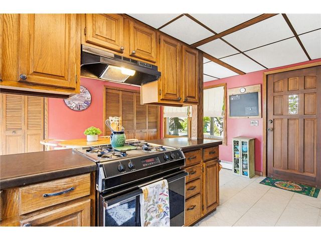 1122 1st Street, Hudson, WI 54016