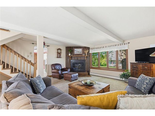 1122 1st Street, Hudson, WI 54016