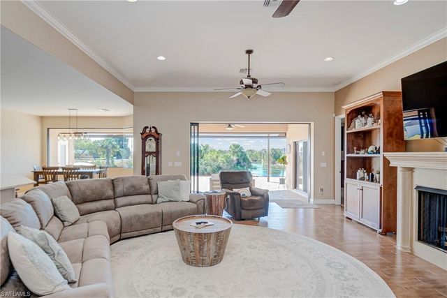 1316 NE 20th ST, Cape Coral, FL 33909