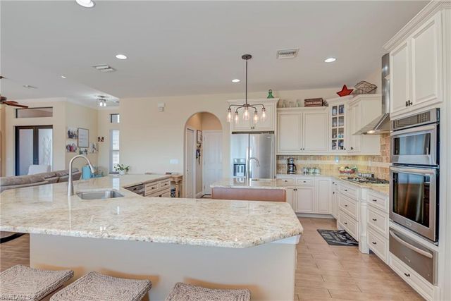 1316 NE 20th ST, Cape Coral, FL 33909