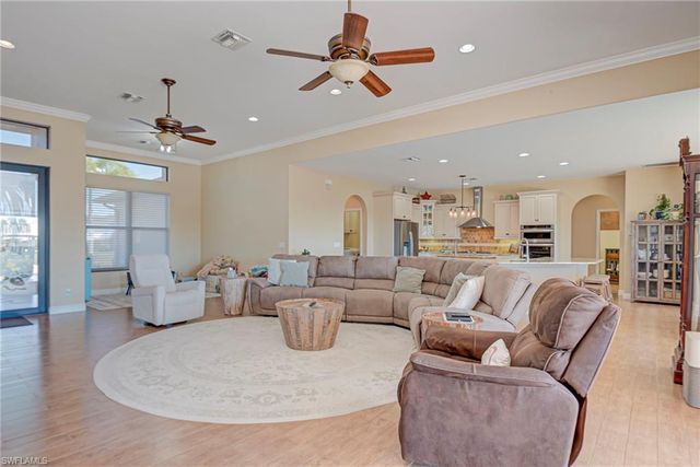 1316 NE 20th ST, Cape Coral, FL 33909