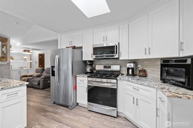 283 Quilcene Place, La Conner, WA 98257