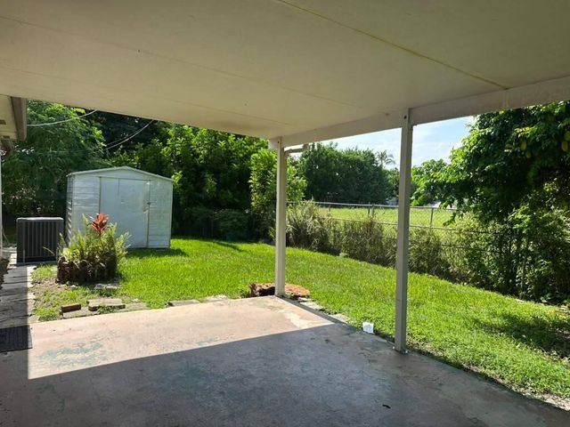 7231 Freedom Street, Hollywood, FL 33024