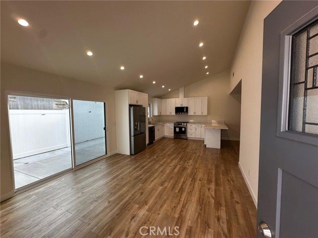 15950 Cohasset, Van Nuys (los Angeles), CA 91406