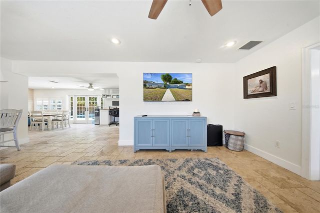 3921 W BAY TO BAY BOULEVARD, Tampa, FL 33629