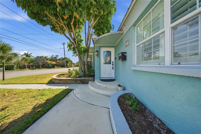 3921 W BAY TO BAY BOULEVARD, Tampa, FL 33629