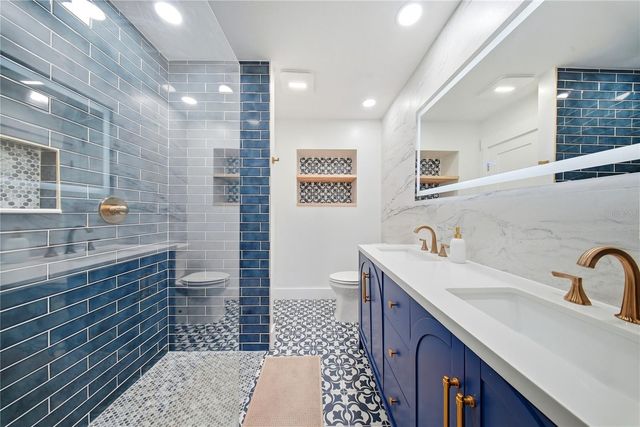 3921 W BAY TO BAY BOULEVARD, Tampa, FL 33629