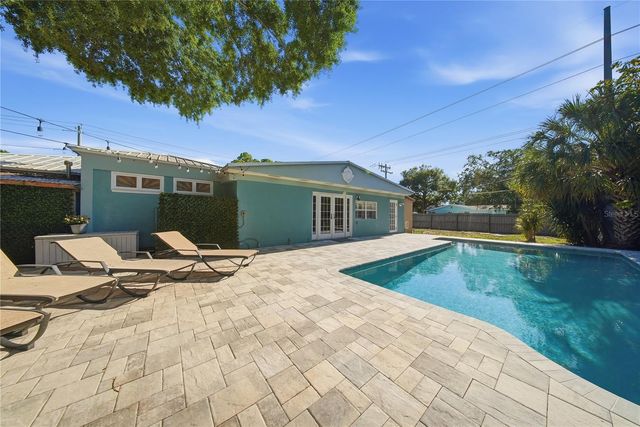 3921 W BAY TO BAY BOULEVARD, Tampa, FL 33629