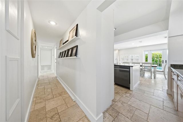 3921 W BAY TO BAY BOULEVARD, Tampa, FL 33629