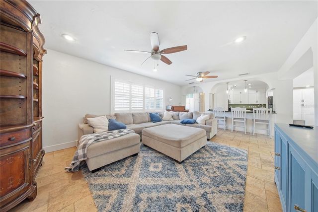 3921 W BAY TO BAY BOULEVARD, Tampa, FL 33629