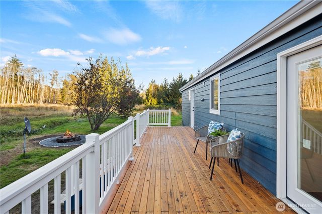 36705 311th St NE, Arlington, WA 98223