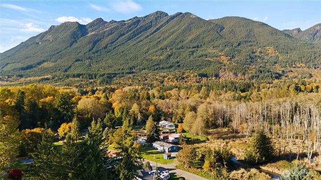 36705 311th St NE, Arlington, WA 98223