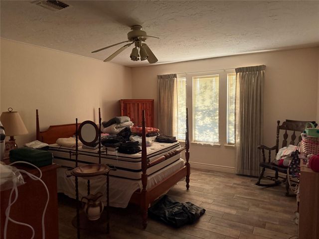 3606 Garrett Boulevard, Deer Park, TX 77536