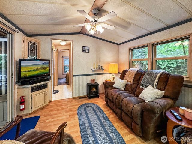 152 1 Goldrush Road, Deming, WA 98244