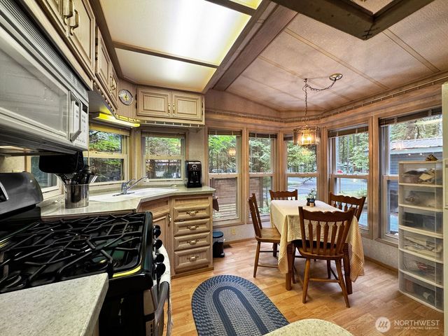 152 1 Goldrush Road, Deming, WA 98244