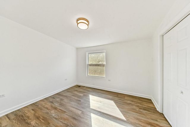 7801 S Eberhart Avenue, Chicago, IL 60619