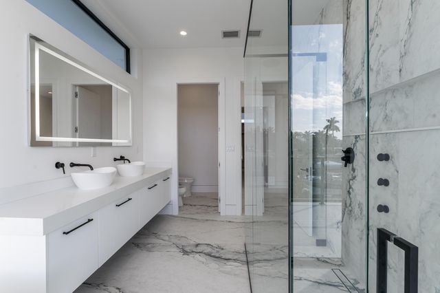 2612 NE 4th St, Pompano Beach, FL 33062