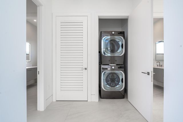 2612 NE 4th St, Pompano Beach, FL 33062