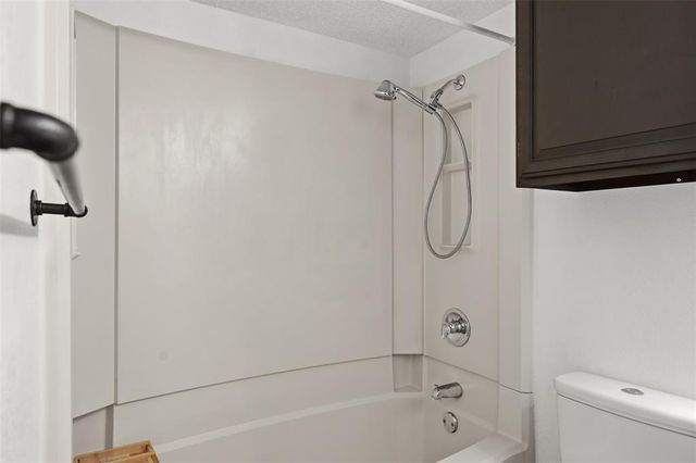 11140 Stratford Drive 605, Oklahoma City, OK 73120