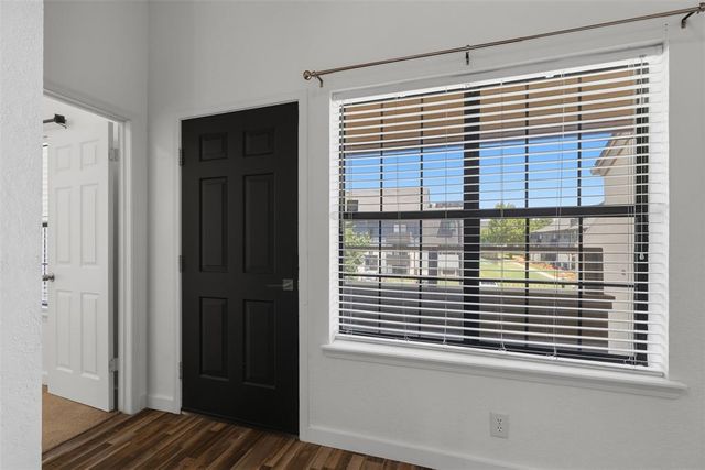 11140 Stratford Drive 605, Oklahoma City, OK 73120
