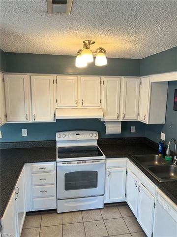 1063 Ocean Pebbles Way, Virginia Beach, VA 23451