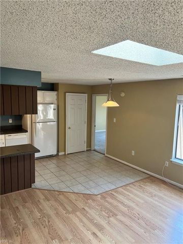 1063 Ocean Pebbles Way, Virginia Beach, VA 23451