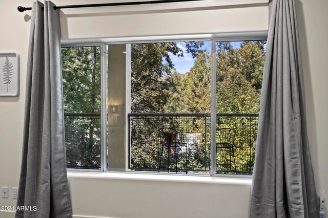 266 W Uphill Drive, Christopher Creek, AZ 85541