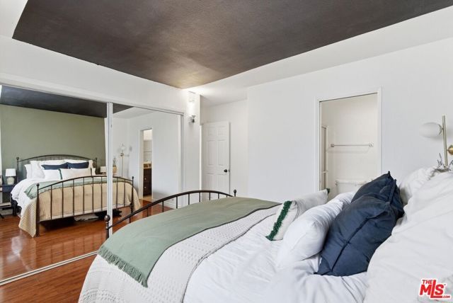 12438 Short Avenue 2, Los Angeles, CA 90066