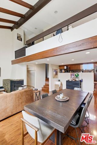 12438 Short Avenue 2, Los Angeles, CA 90066