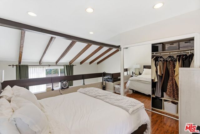 12438 Short Avenue 2, Los Angeles, CA 90066