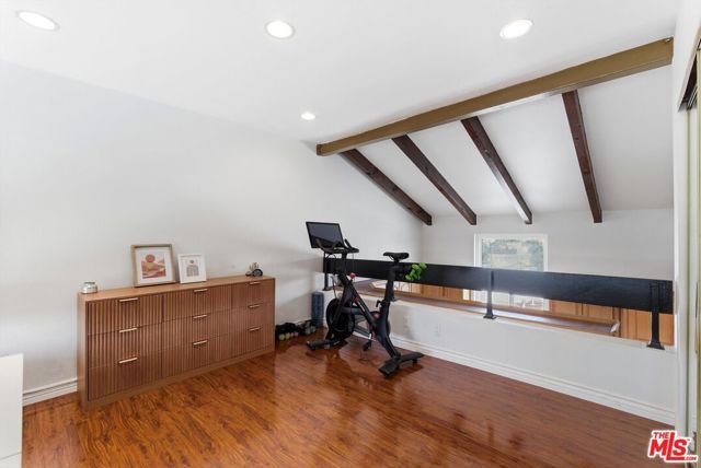 12438 Short Avenue 2, Los Angeles, CA 90066