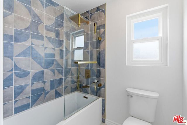 12438 Short Avenue 2, Los Angeles, CA 90066