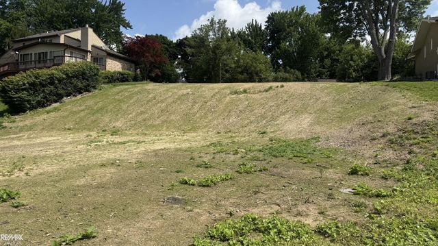 00 Belleview Avenue, Mt Clemens, MI 48043