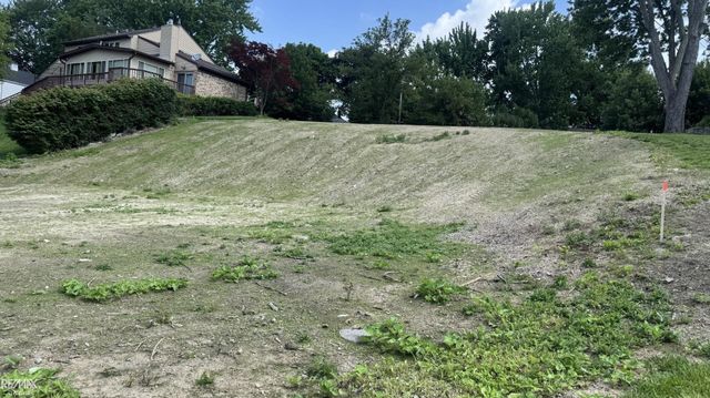 00 Belleview Avenue, Mt Clemens, MI 48043