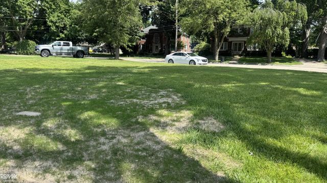 00 Belleview Avenue, Mt Clemens, MI 48043
