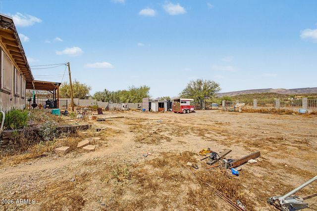 47205 N New River Road, New River, AZ 85087