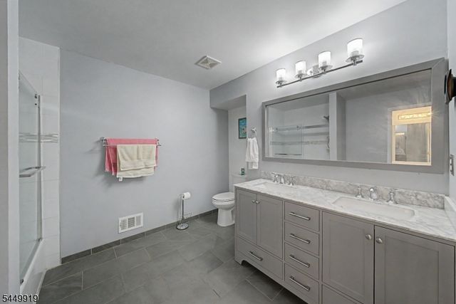 30 Sundance Ter, Hardyston Twp., NJ 07419