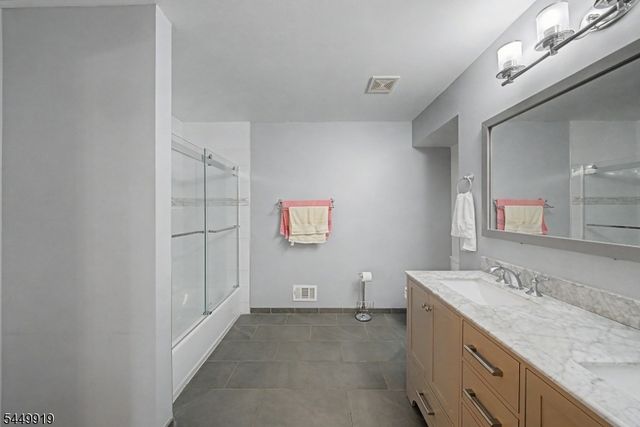 30 Sundance Ter, Hardyston Twp., NJ 07419
