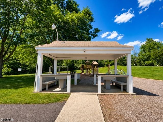 30 Sundance Ter, Hardyston Twp., NJ 07419