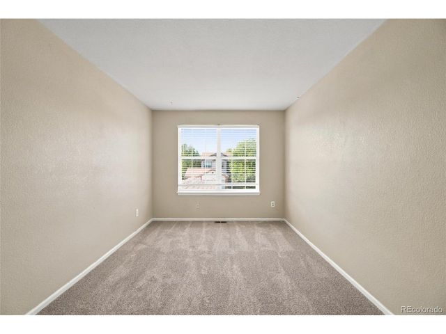 19927 E Belleview Pl, Aurora, CO 80015