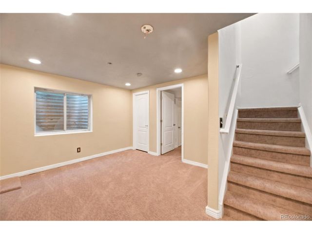 19927 E Belleview Pl, Aurora, CO 80015