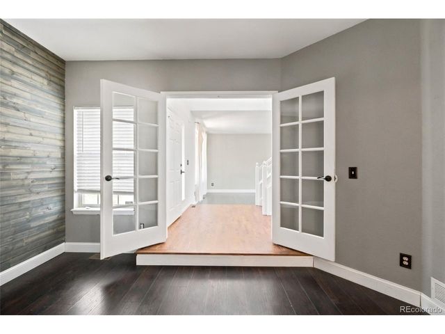 19927 E Belleview Pl, Aurora, CO 80015