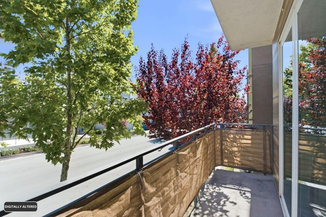 132 Llano De Los Robles Avenue, San Jose, CA 95136