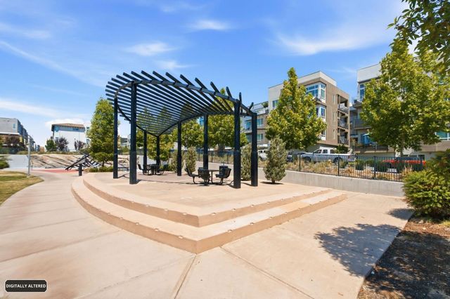 132 Llano De Los Robles Avenue, San Jose, CA 95136