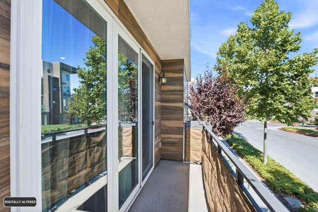 132 Llano De Los Robles Avenue, San Jose, CA 95136