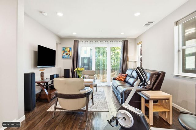 132 Llano De Los Robles Avenue, San Jose, CA 95136