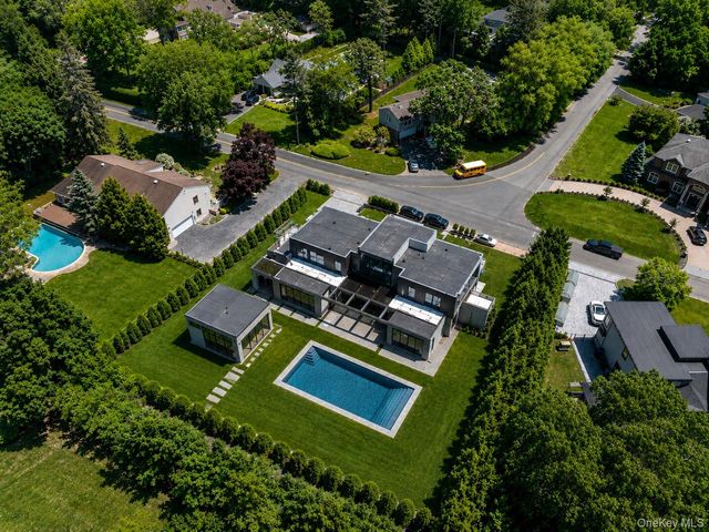 1322 Everit Place, Hewlett Harbor, NY 11557