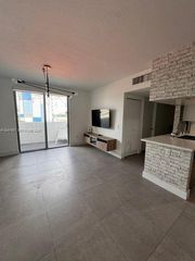 36 NW 6th Ave 505, Miami, FL 33128